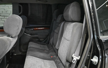 Toyota Land Cruiser Prado 120 рестайлинг, 2006 год, 2 000 000 рублей, 15 фотография