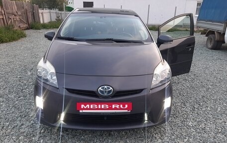 Toyota Prius, 2009 год, 1 300 000 рублей, 13 фотография