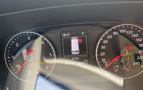 Volkswagen Multivan T6 рестайлинг, 2019 год, 4 000 000 рублей, 2 фотография
