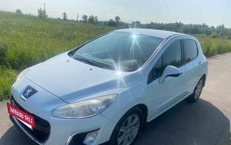 Peugeot 308 II, 2012 год, 699 999 рублей, 5 фотография