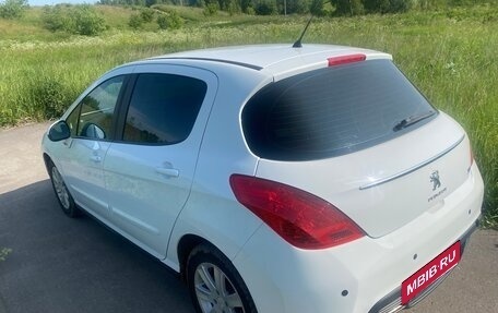 Peugeot 308 II, 2012 год, 699 999 рублей, 3 фотография
