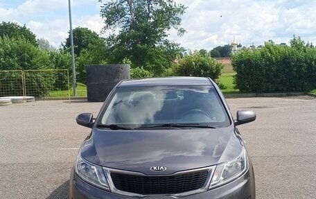 KIA Rio III рестайлинг, 2013 год, 925 000 рублей, 2 фотография