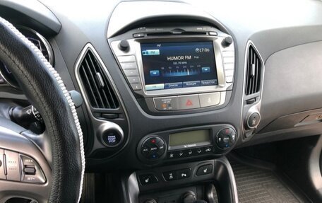 Hyundai ix35 I рестайлинг, 2013 год, 1 580 000 рублей, 15 фотография