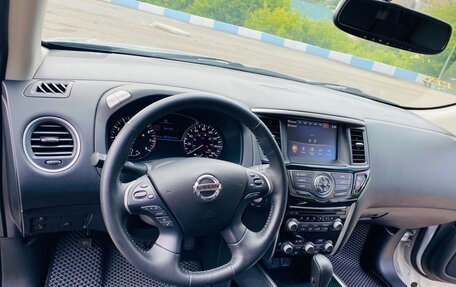 Nissan Pathfinder, 2019 год, 2 300 000 рублей, 28 фотография