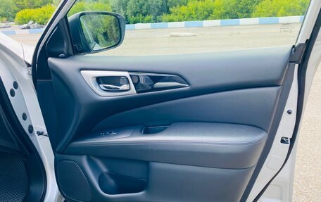 Nissan Pathfinder, 2019 год, 2 300 000 рублей, 20 фотография