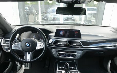 BMW 7 серия, 2022 год, 7 390 000 рублей, 9 фотография