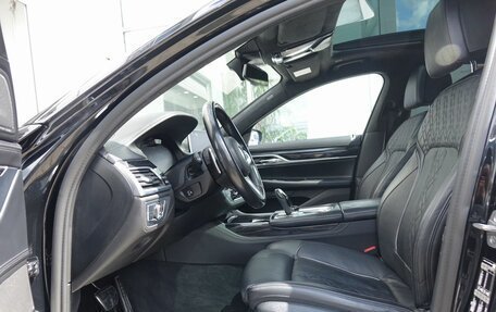 BMW 7 серия, 2022 год, 7 390 000 рублей, 7 фотография