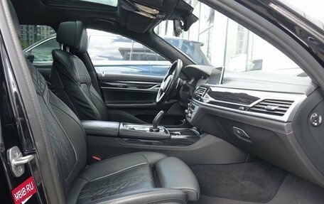 BMW 7 серия, 2022 год, 7 390 000 рублей, 24 фотография