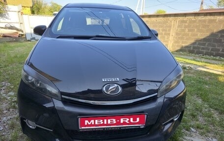 Toyota Wish II, 2013 год, 1 355 555 рублей, 1 фотография