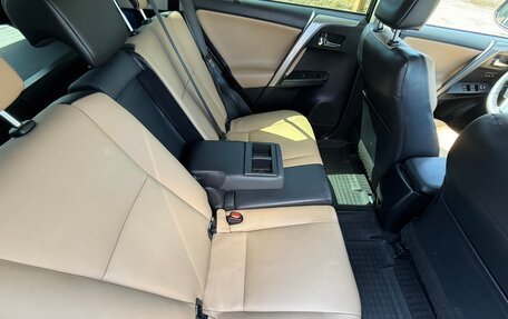 Toyota RAV4, 2017 год, 2 430 000 рублей, 15 фотография