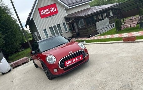MINI Hatch, 2017 год, 2 100 000 рублей, 2 фотография