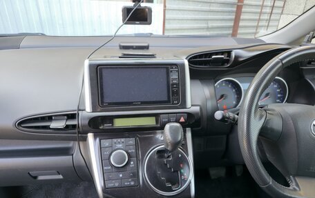 Toyota Wish II, 2013 год, 1 355 555 рублей, 9 фотография