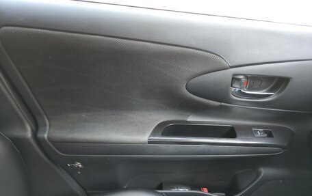 Toyota Wish II, 2013 год, 1 355 555 рублей, 14 фотография