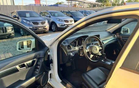 Mercedes-Benz C-Класс, 2011 год, 1 350 000 рублей, 14 фотография