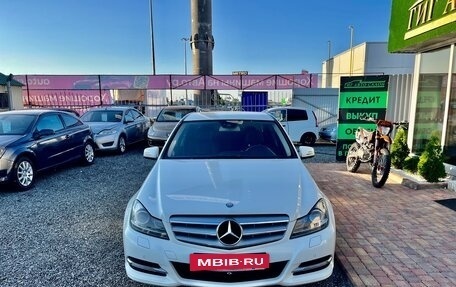 Mercedes-Benz C-Класс, 2011 год, 1 350 000 рублей, 2 фотография