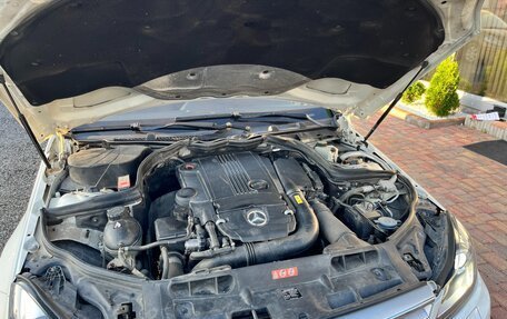 Mercedes-Benz C-Класс, 2011 год, 1 350 000 рублей, 23 фотография