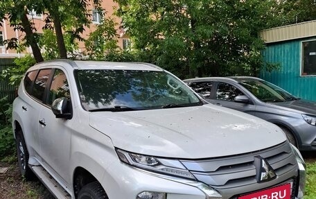 Mitsubishi Pajero Sport III рестайлинг, 2021 год, 5 000 000 рублей, 2 фотография