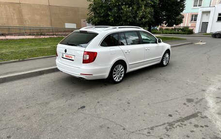 Skoda Superb III рестайлинг, 2011 год, 1 300 000 рублей, 3 фотография