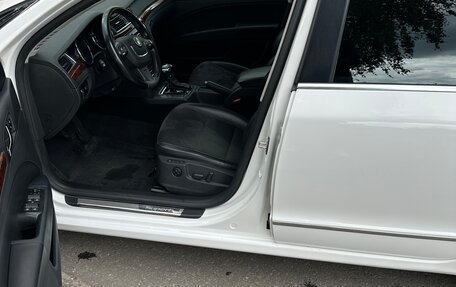 Skoda Superb III рестайлинг, 2011 год, 1 300 000 рублей, 11 фотография
