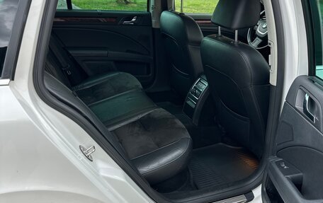Skoda Superb III рестайлинг, 2011 год, 1 300 000 рублей, 10 фотография