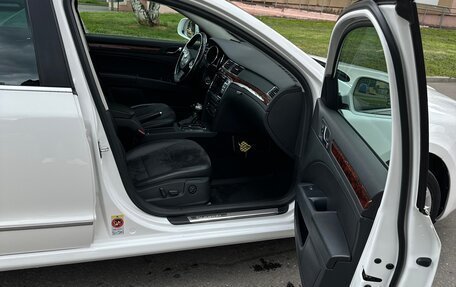 Skoda Superb III рестайлинг, 2011 год, 1 300 000 рублей, 9 фотография