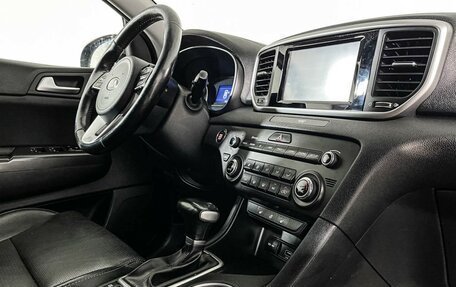 KIA Sportage IV рестайлинг, 2018 год, 2 047 000 рублей, 9 фотография