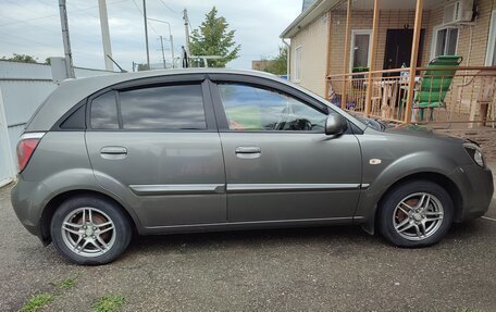 KIA Rio II, 2010 год, 600 000 рублей, 2 фотография