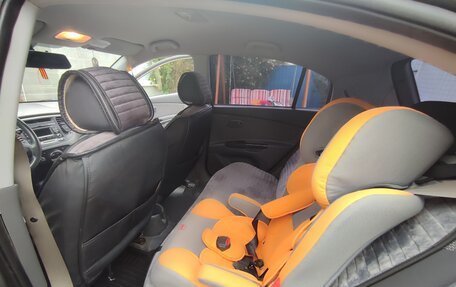 KIA Rio II, 2010 год, 600 000 рублей, 10 фотография