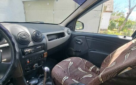 Renault Logan I, 2010 год, 350 000 рублей, 3 фотография