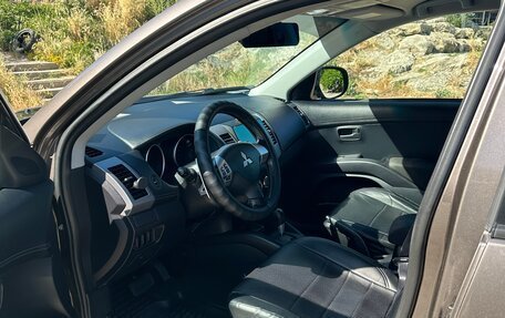 Mitsubishi Outlander III рестайлинг 3, 2012 год, 1 360 000 рублей, 16 фотография