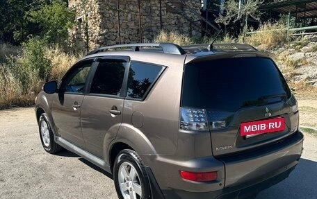 Mitsubishi Outlander III рестайлинг 3, 2012 год, 1 360 000 рублей, 5 фотография