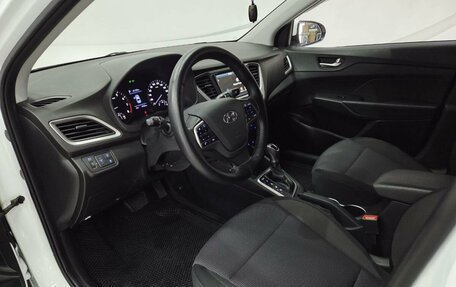Hyundai Solaris II рестайлинг, 2017 год, 1 492 000 рублей, 16 фотография