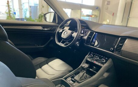Skoda Kodiaq I, 2025 год, 4 750 000 рублей, 11 фотография