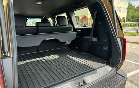 Toyota Land Cruiser Prado, 2024 год, 9 250 000 рублей, 8 фотография