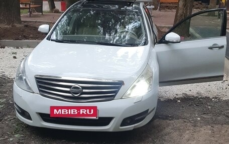 Nissan Teana, 2011 год, 900 000 рублей, 11 фотография
