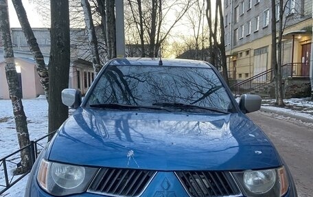 Mitsubishi L200 IV рестайлинг, 2007 год, 770 000 рублей, 2 фотография
