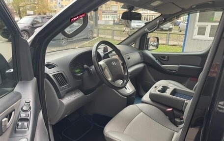 Hyundai Grand Starex Grand Starex I рестайлинг 2, 2011 год, 1 430 000 рублей, 17 фотография