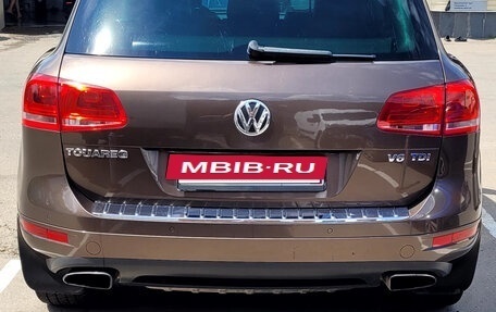 Volkswagen Touareg III, 2011 год, 1 950 000 рублей, 10 фотография