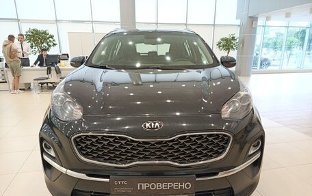 KIA Sportage IV рестайлинг, 2020 год, 1 819 000 рублей, 2 фотография