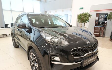 KIA Sportage IV рестайлинг, 2020 год, 1 819 000 рублей, 3 фотография