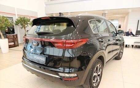 KIA Sportage IV рестайлинг, 2020 год, 1 819 000 рублей, 6 фотография