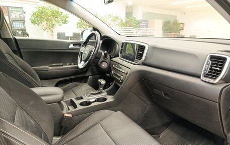 KIA Sportage IV рестайлинг, 2020 год, 1 819 000 рублей, 13 фотография