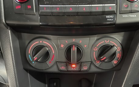 Suzuki Swift IV, 2013 год, 928 000 рублей, 19 фотография