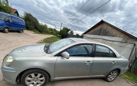 Toyota Avensis III рестайлинг, 2007 год, 650 000 рублей, 1 фотография