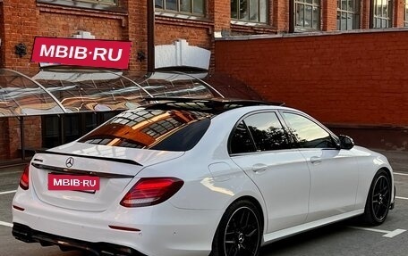 Mercedes-Benz E-Класс, 2016 год, 3 399 000 рублей, 16 фотография