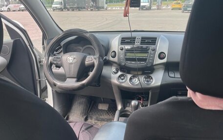 Toyota RAV4, 2011 год, 1 500 000 рублей, 2 фотография
