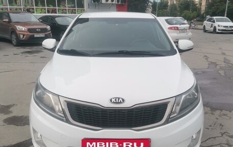KIA Rio III рестайлинг, 2014 год, 985 900 рублей, 11 фотография