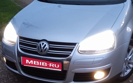 Volkswagen Jetta VI, 2009 год, 745 000 рублей, 12 фотография