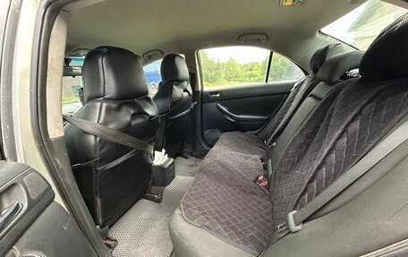 Toyota Avensis III рестайлинг, 2007 год, 650 000 рублей, 5 фотография