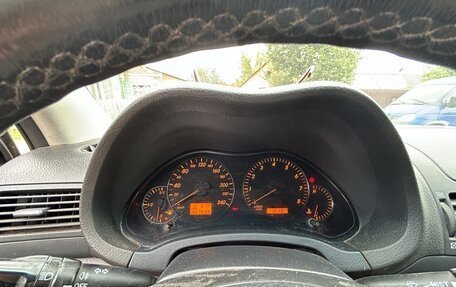 Toyota Avensis III рестайлинг, 2007 год, 650 000 рублей, 8 фотография